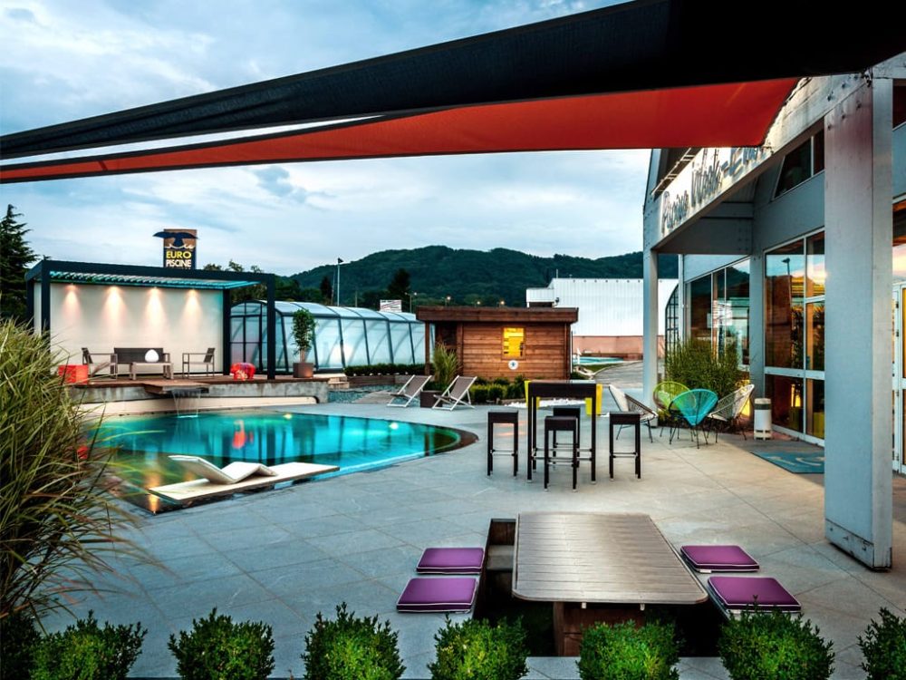 Piscine miroir à débordement sur mesure en Isère (38)