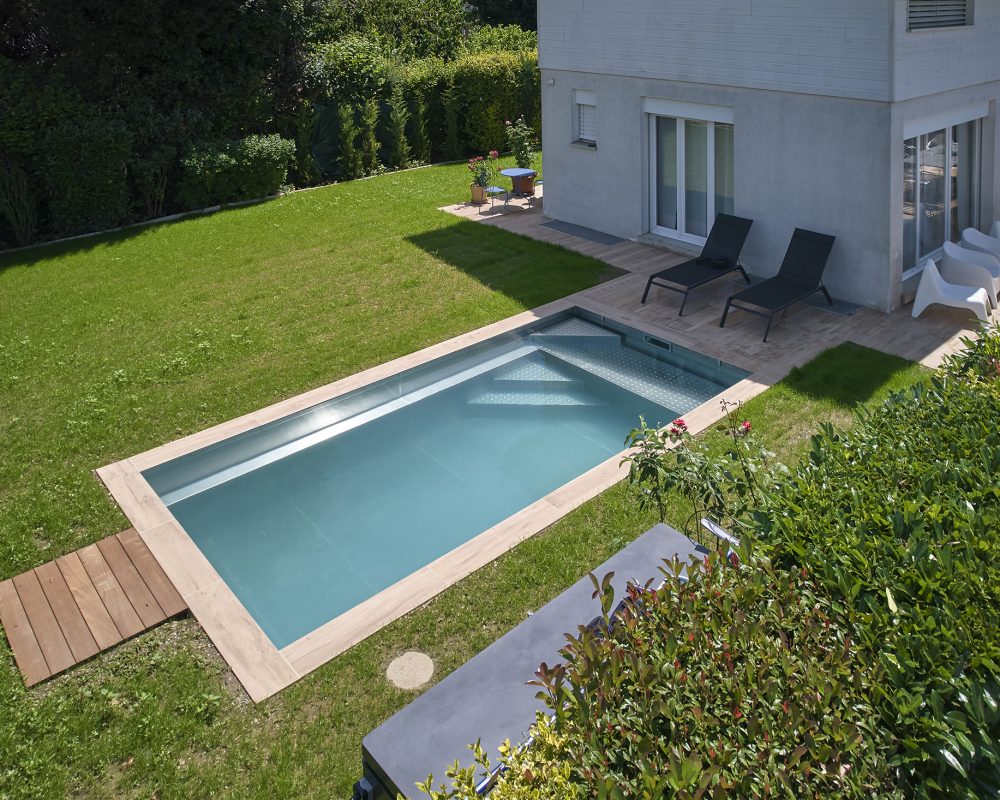 Piscine extérieure en inox