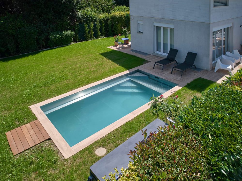 Piscine extérieure en inox